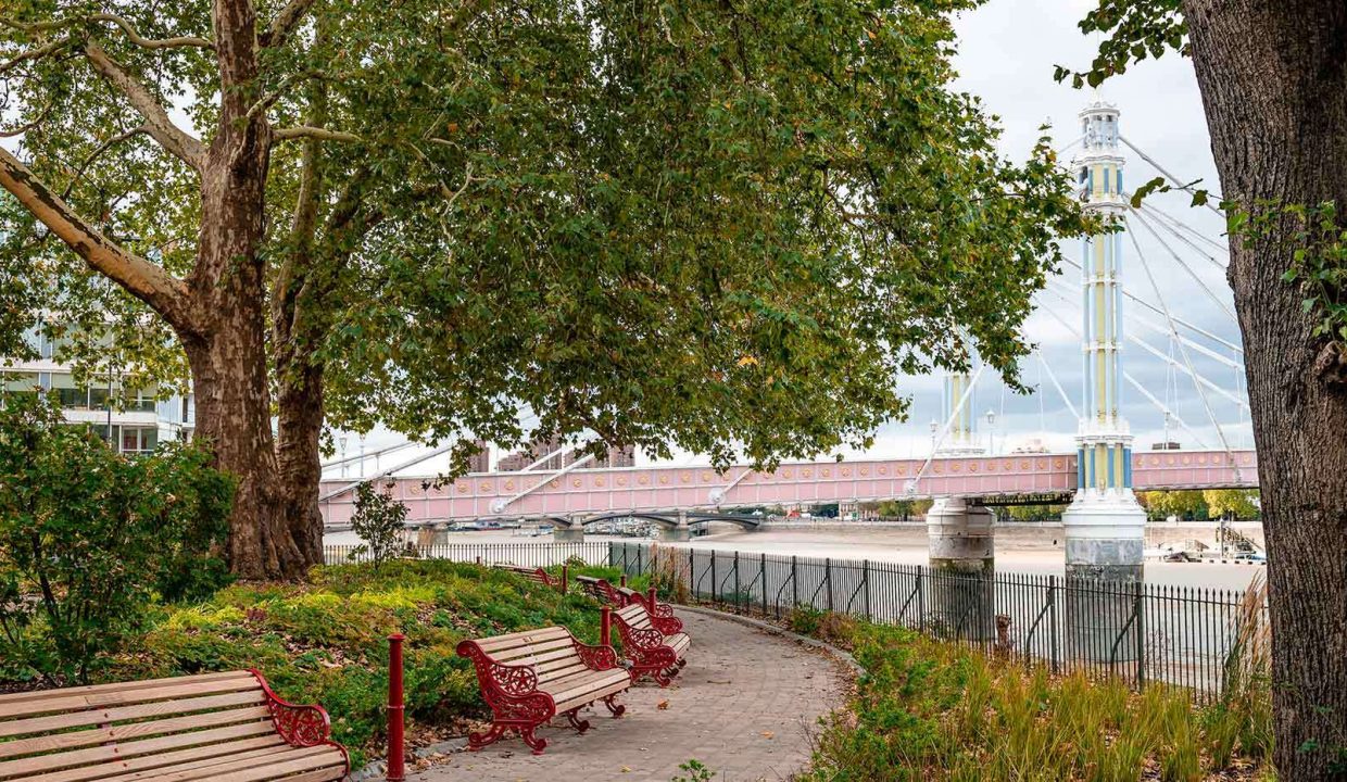 chelsea-bridge-wharf-gallery-local-area-battersea-park2_21032024