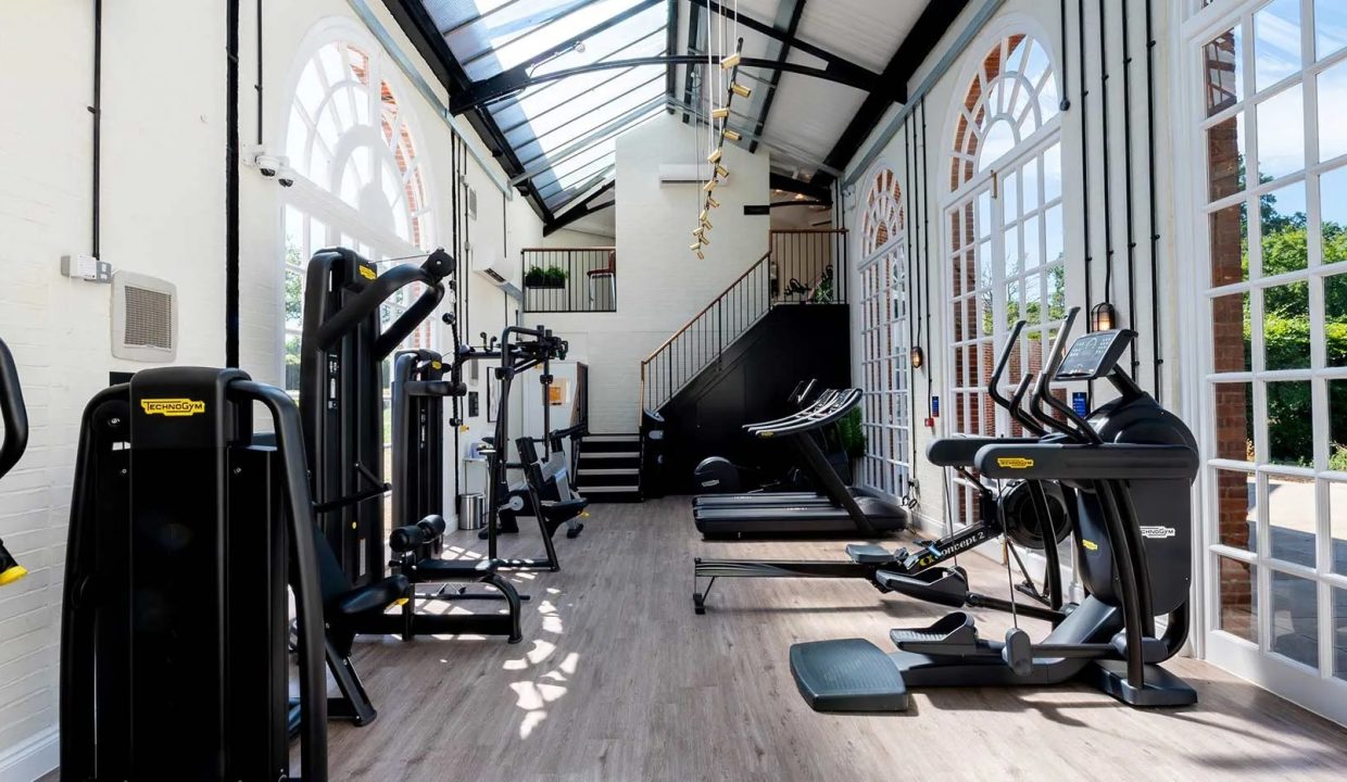 trent-park-gallery-lawn-club-3_02072025